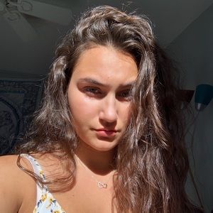 Meet your Posher, Christine